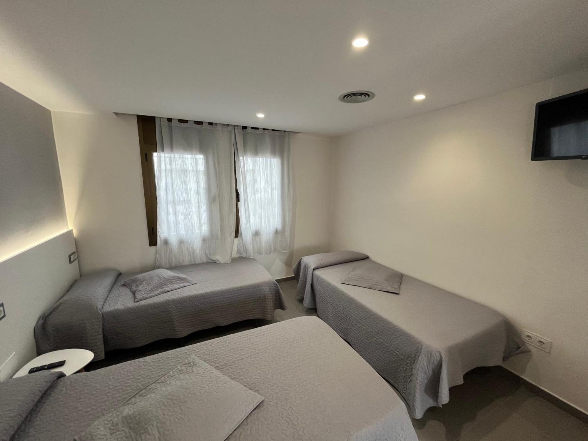 Hostal Tarres Angles Phòng bức ảnh