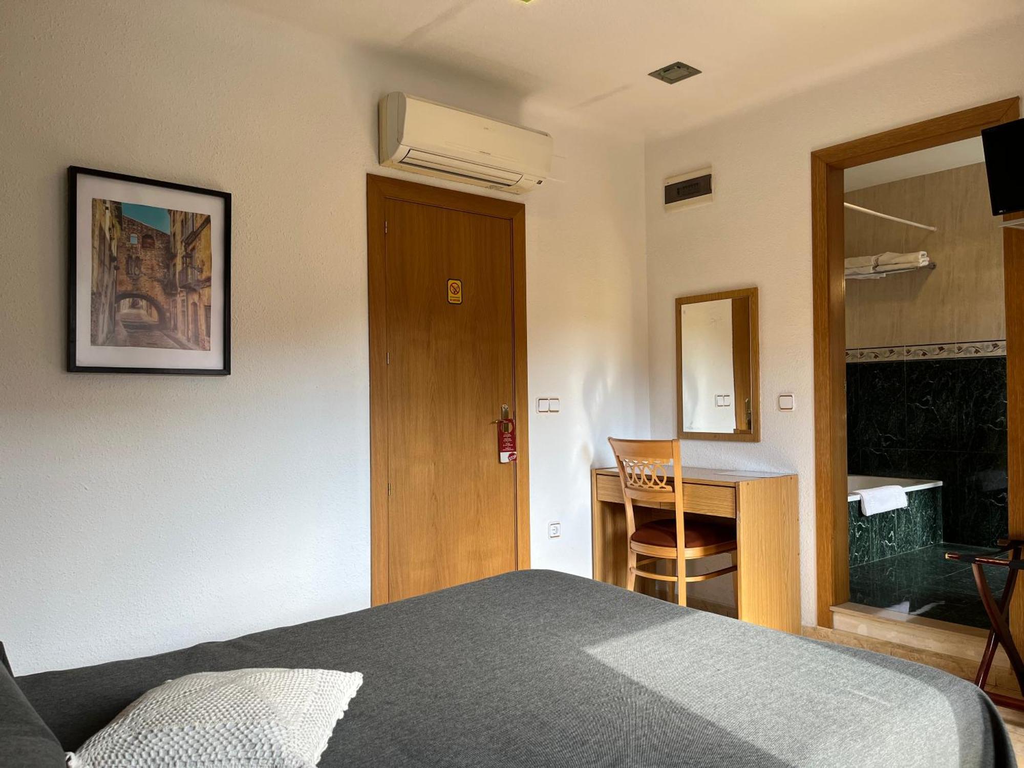 Hostal Tarres Angles Phòng bức ảnh