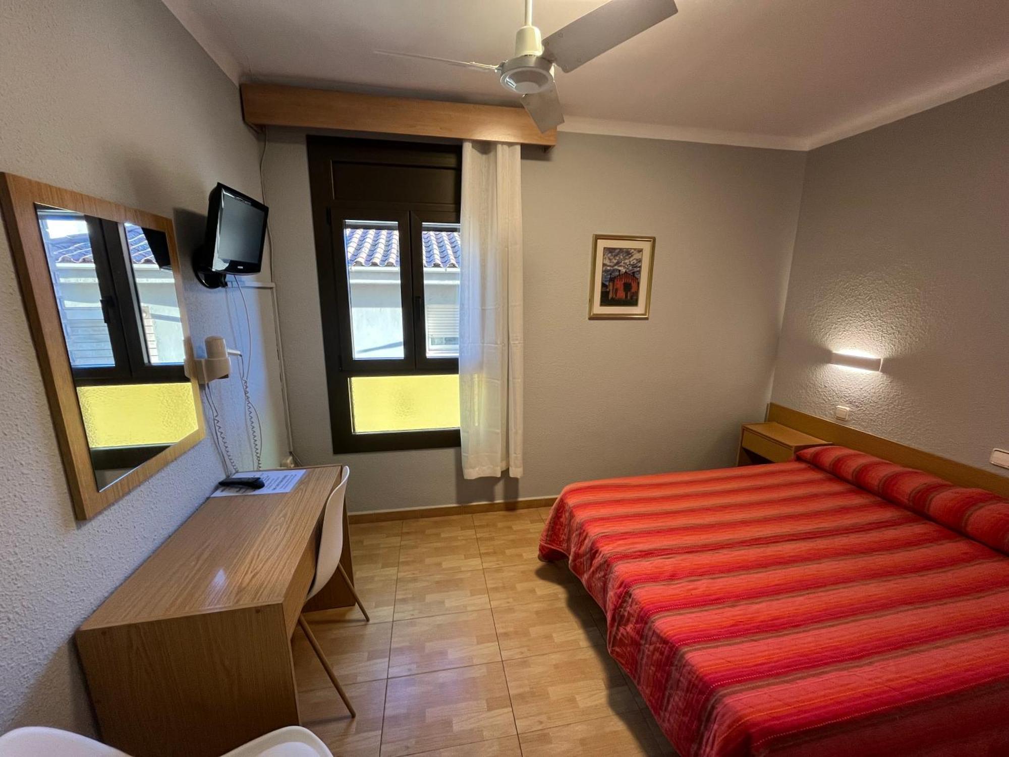 Hostal Tarres Angles Phòng bức ảnh