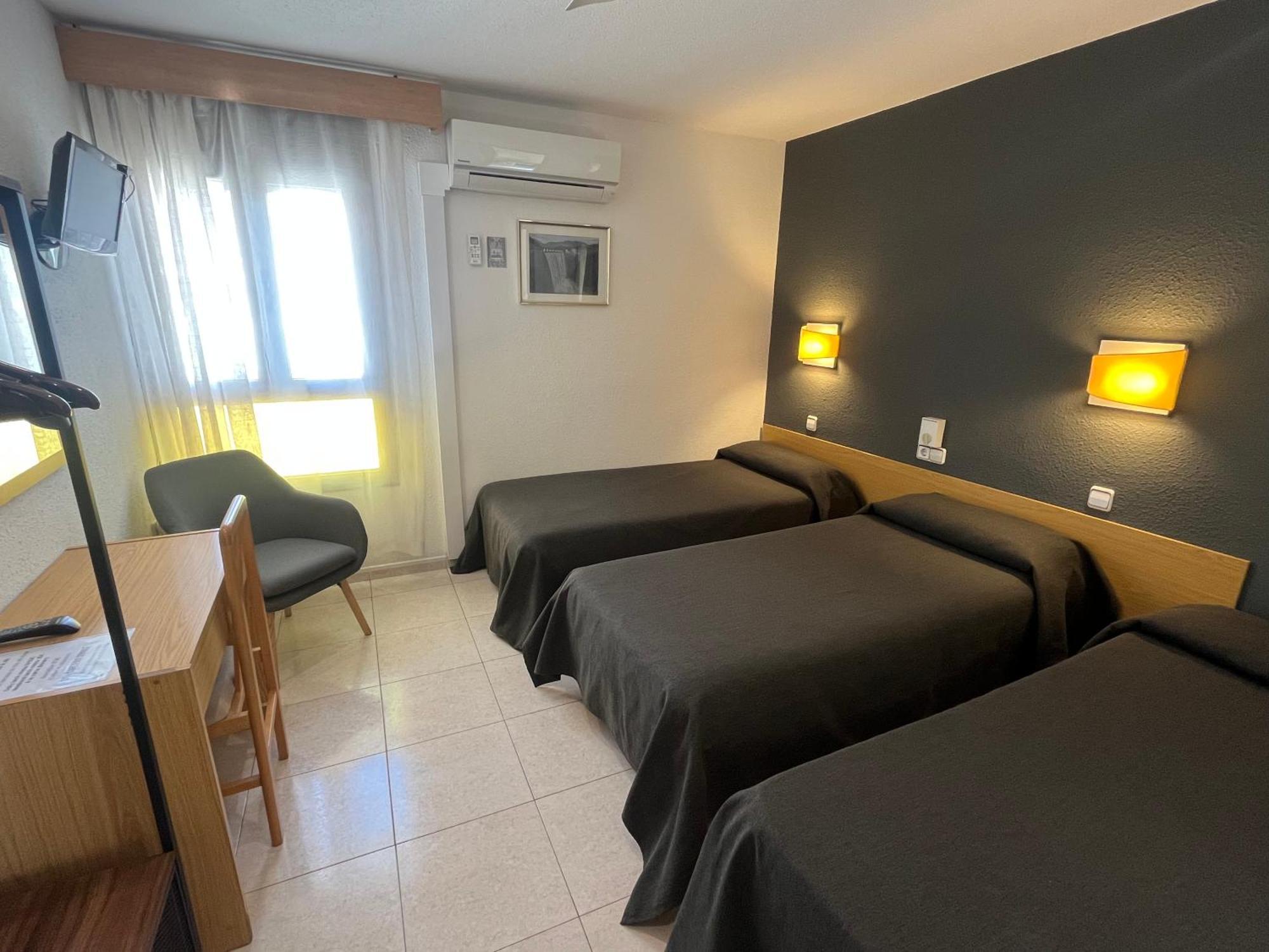 Hostal Tarres Angles Phòng bức ảnh