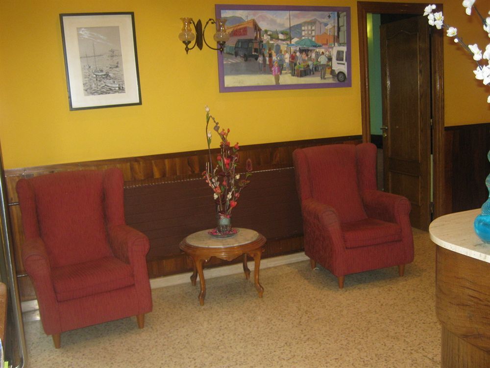 Hostal Tarres Angles Ngoại thất bức ảnh